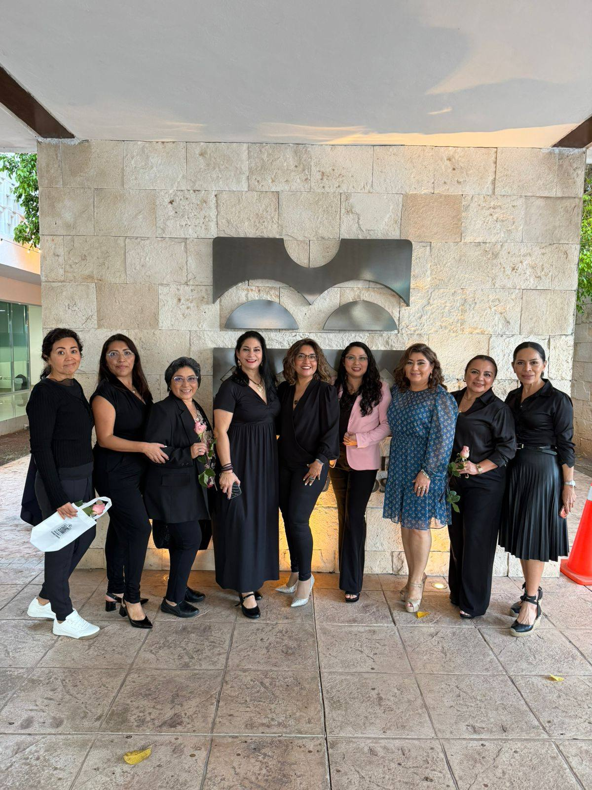 Momento Identidad Femenina